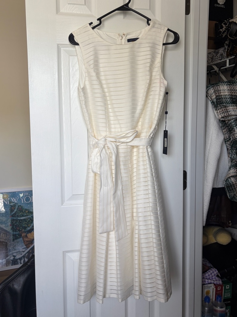 Tommy Hilfiger A-line white dress with belt size 6 NWT